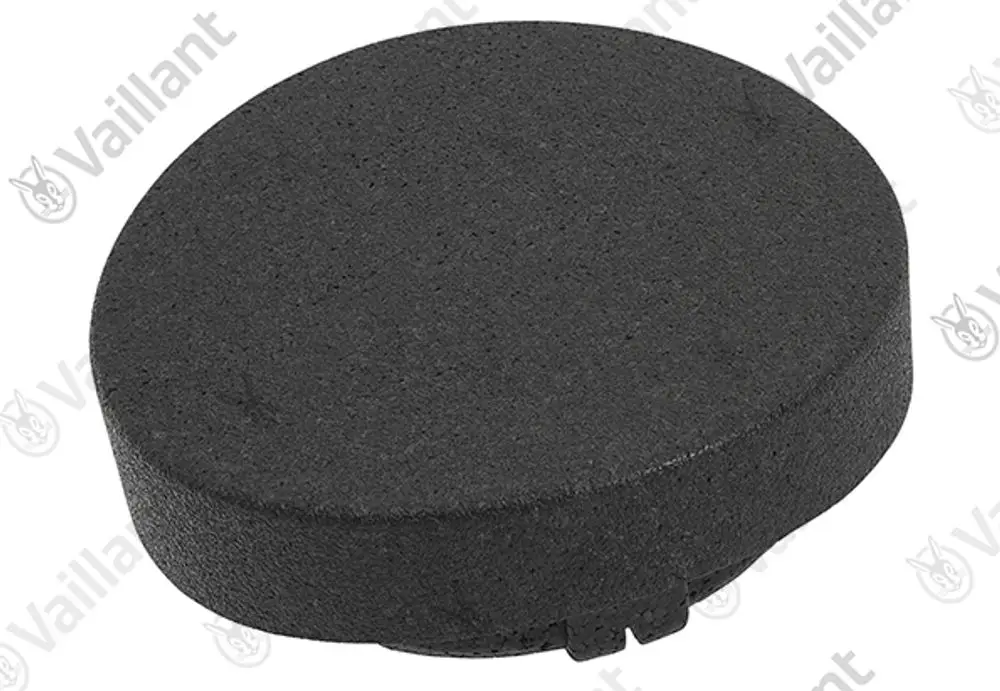 Schwarze runde Isolierung, flach mit einer glatten Oberfläche. Die Marke Vaillant ist im Hintergrund zu erkennen.